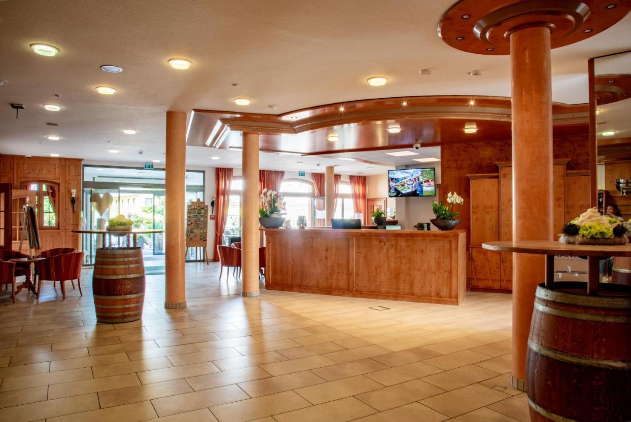 Hotel & Restaurant Post Laichingen Bagian luar foto
