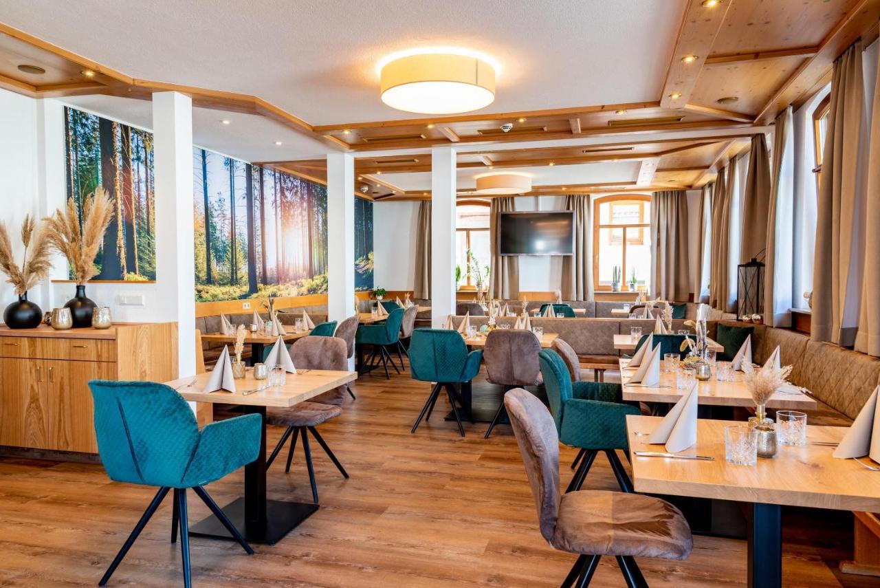 Hotel & Restaurant Post Laichingen Bagian luar foto